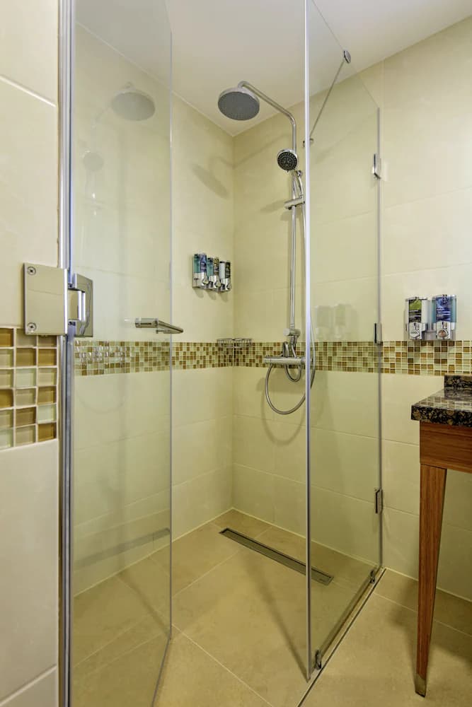 Twin Room with Sofa Bed	 4