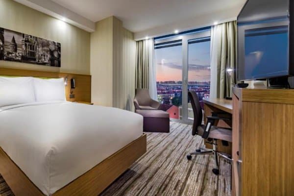 Queen Room with Sofa Bed	 1