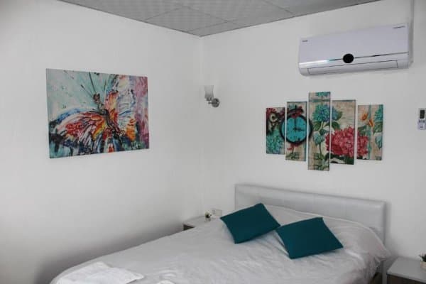 Poolside Triple Room 1