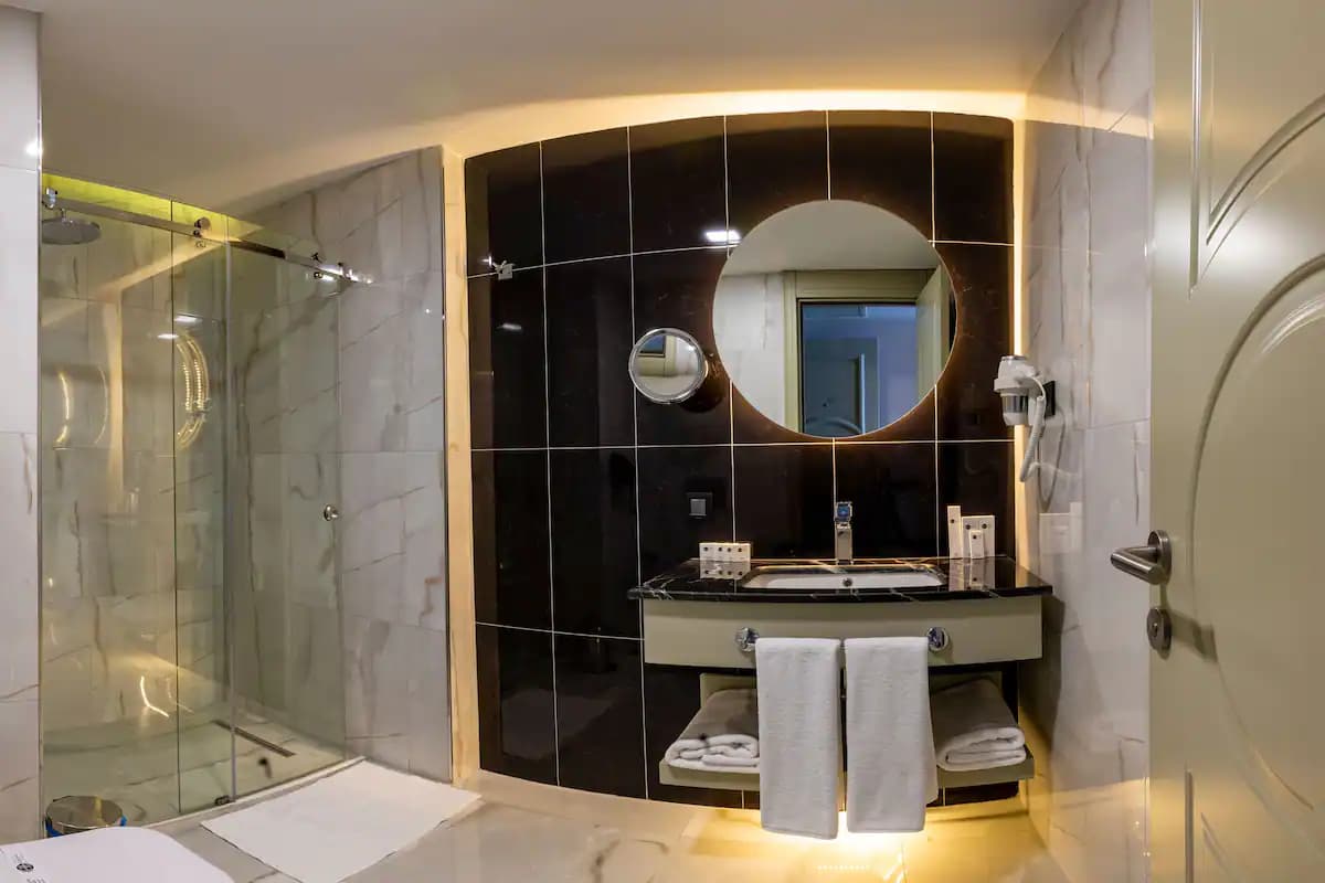 Superior Single  Room 4