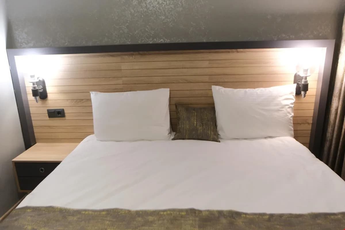 STANDART TEK KİŞİLİK ODA	 1