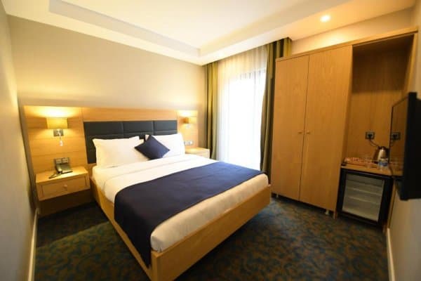 Deluxe Room Şehir Manzaralı 2