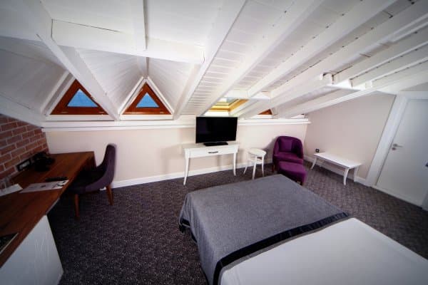 Roof Deluxe Room Sea View 2