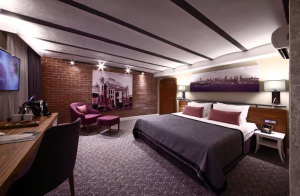 Orient Executive Suite 1