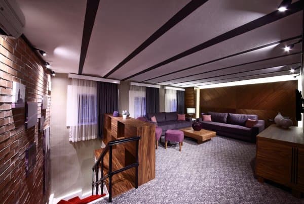 Orient Executive Suite 2