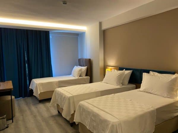 Deluxe Üç Kişilik Oda 2