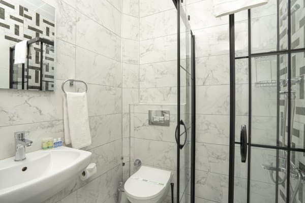 Standart Deniz Manzaralı Oda 3