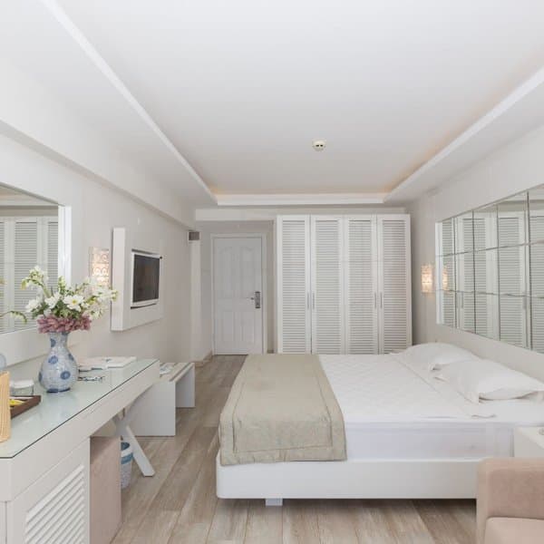 Premium Deniz Manzaralı Oda  2