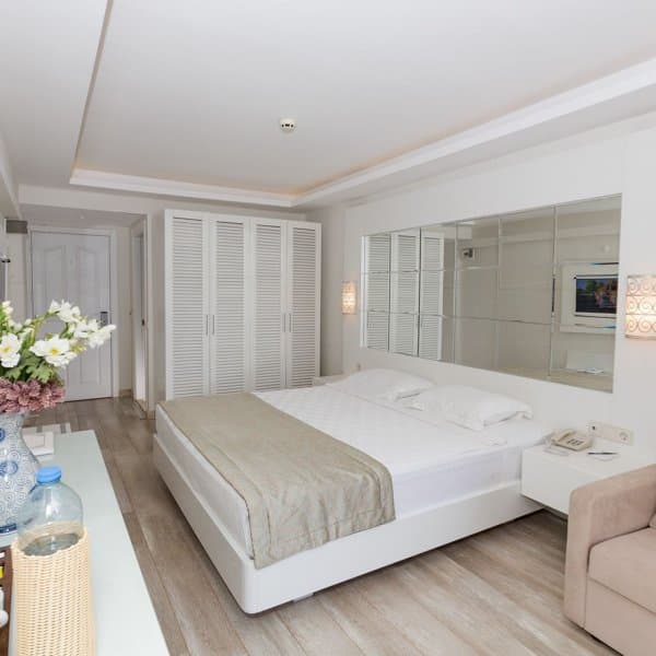 Premium Deniz Manzaralı Oda  4