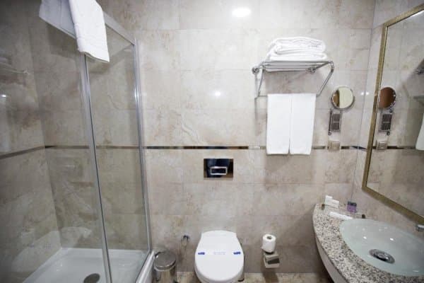 Ekonomik Çatı Katı Oda 3