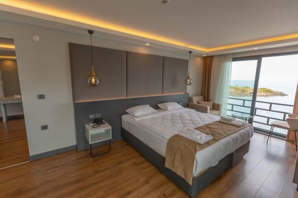 Superior Family Oda 2