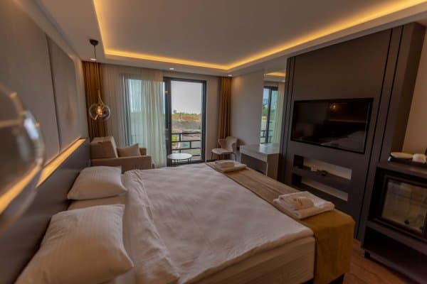 Deluxe Kısmi Deniz Manzaralı Oda 2