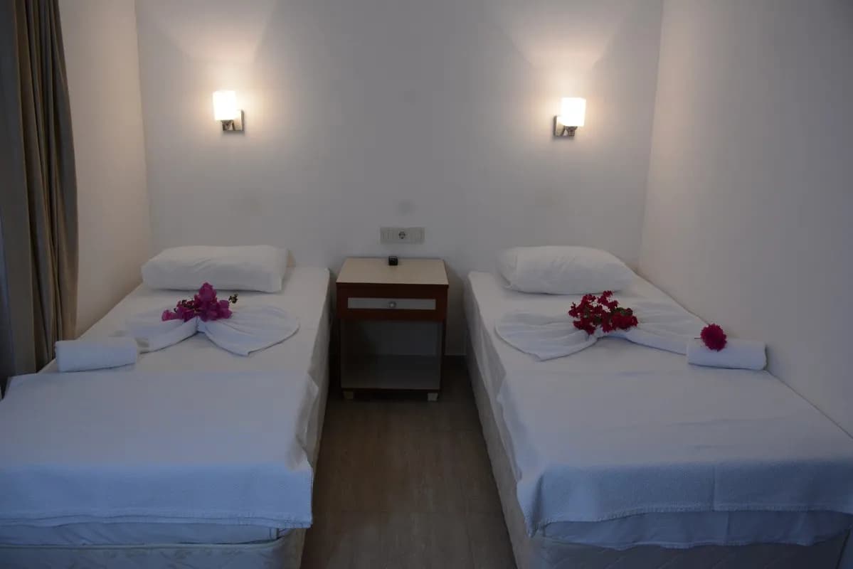 Standart - İki Yataklı Oda 4