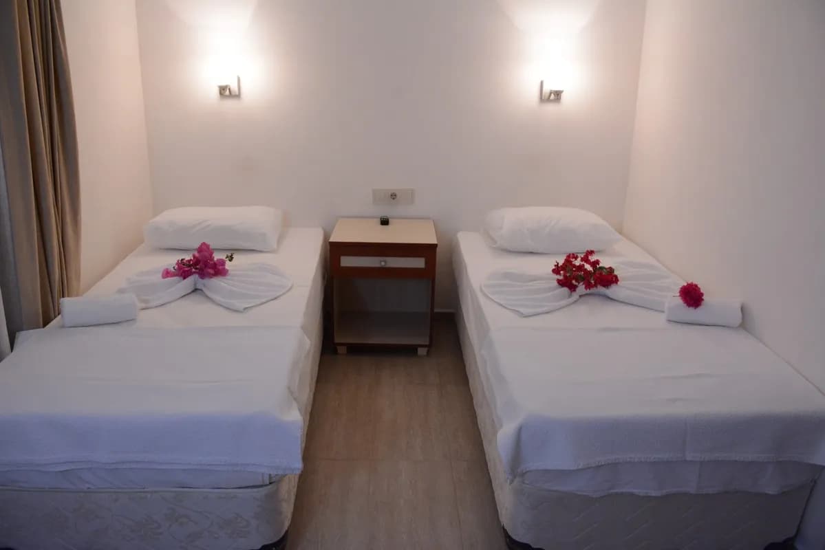 Standart - İki Yataklı Oda 1