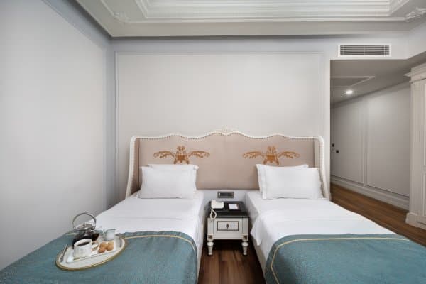 Classic Twin Room City View	 3