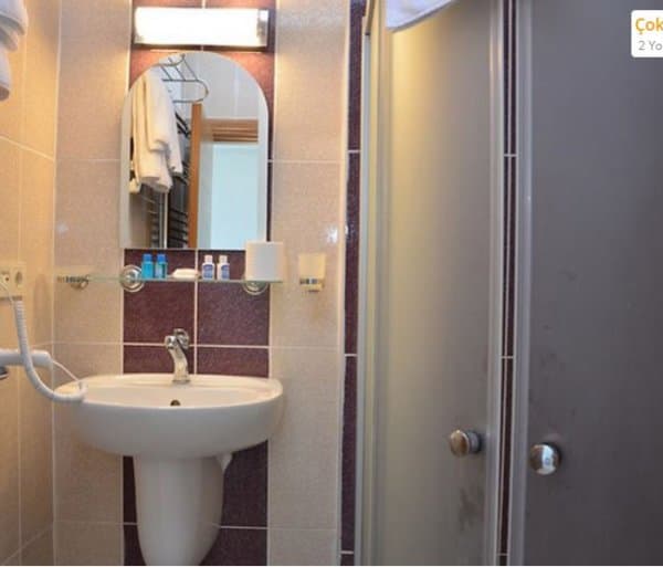 Suit Oda Kara Manzaralı 4