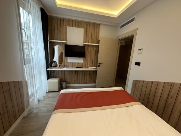 Aile Odası Ara Kapılı  2