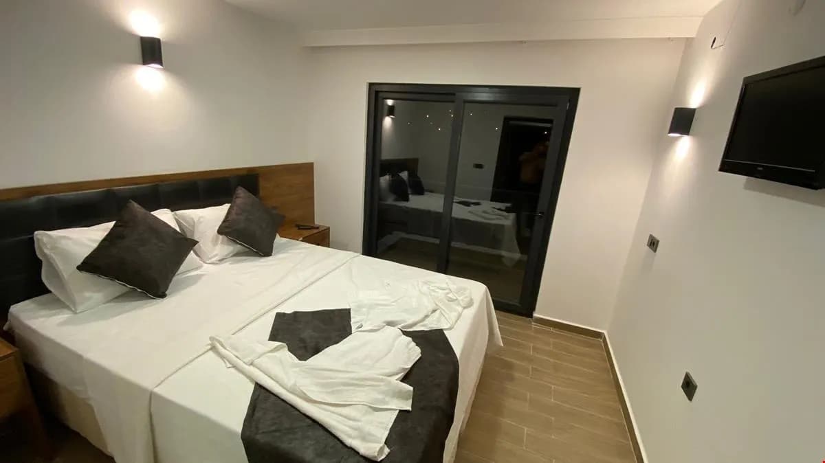 Aile Odası Kara Manzaralı 1