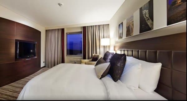 Twin Room 2