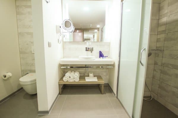 Standart Deniz Manzaralı Oda 4