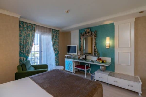 Standart Double Deniz Manzaralı Oda 2