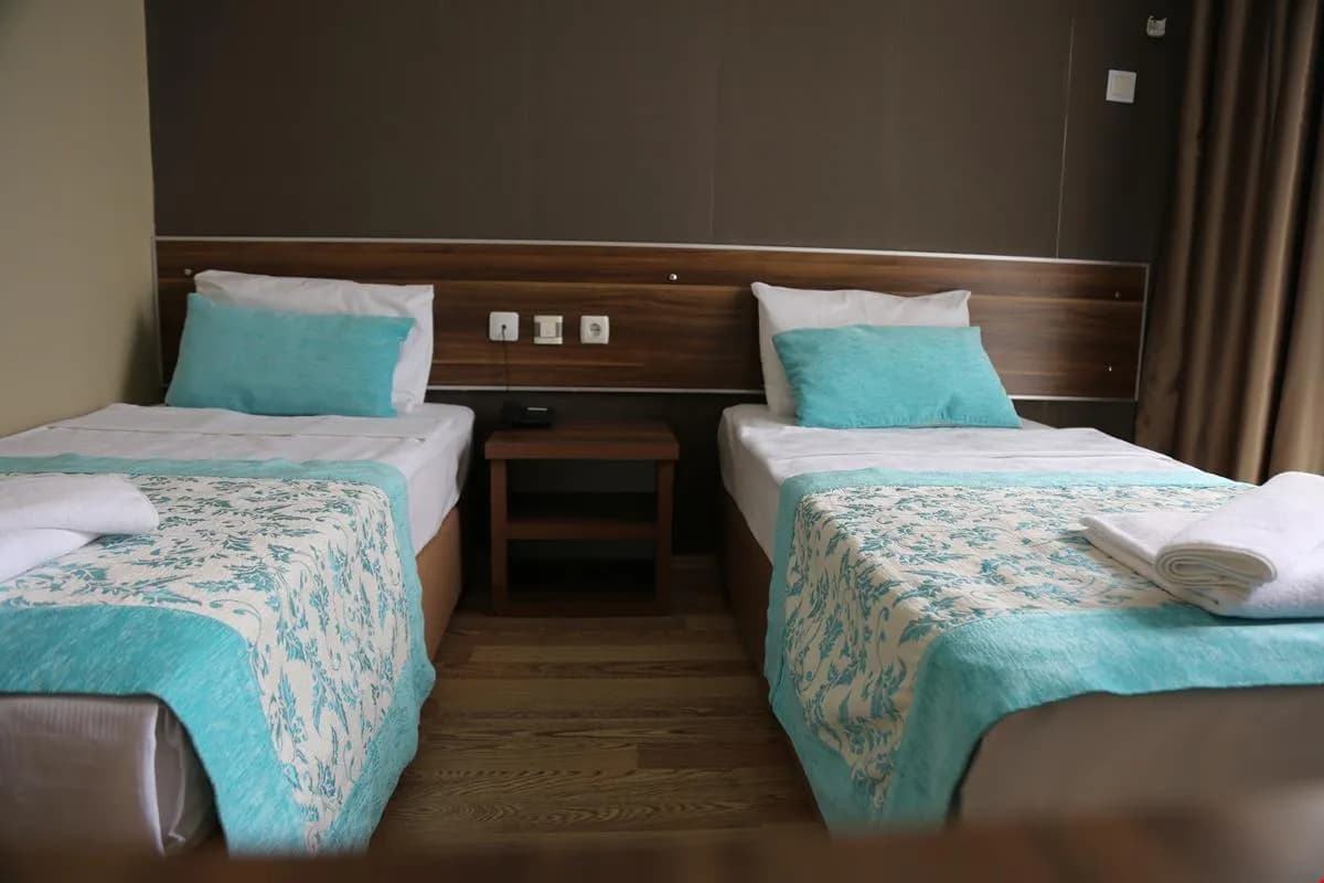 Standart Yandan Deniz Manzaralı Oda 4