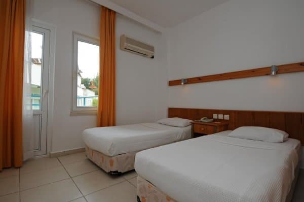 Standart Triple Oda 1