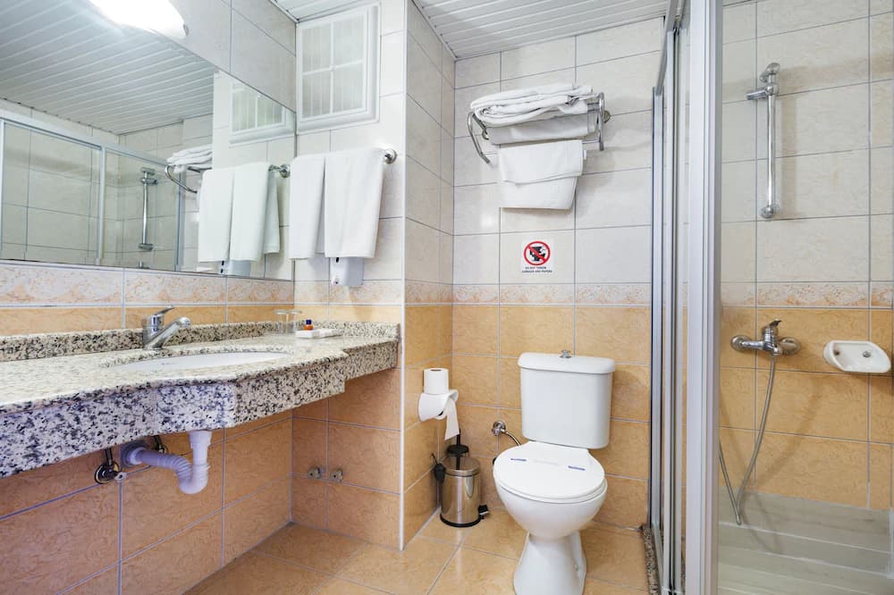 Standart Oda Kara veya Deniz Manzaralı 4