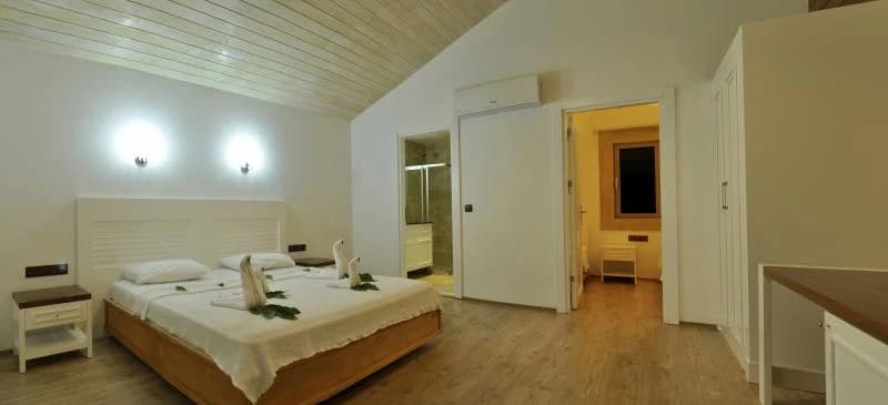 Deluxe Family Bungalov 1