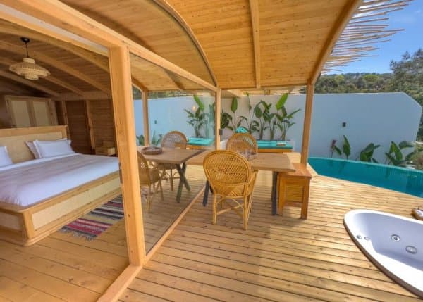 Karanfil ( %99 Privacy Deniz Manzaralı Özel Havuzlu ve Jakuzili ) 2