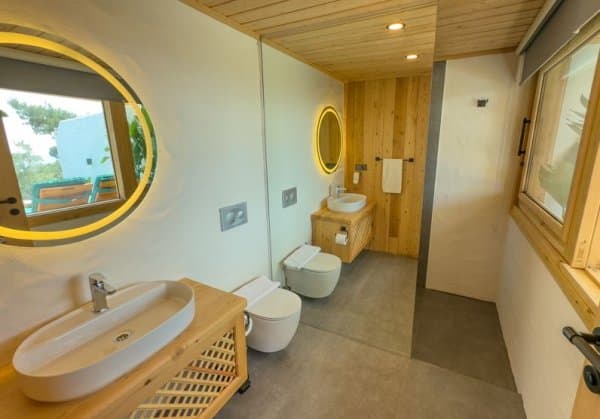 Karanfil ( %99 Privacy Deniz Manzaralı Özel Havuzlu ve Jakuzili ) 3