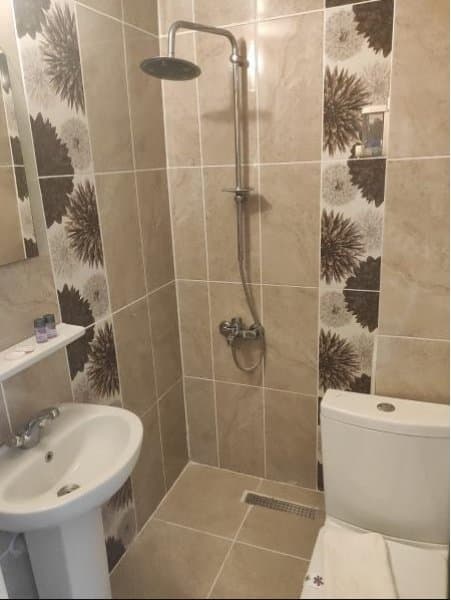 Kara Manzaralı Standart Oda 2