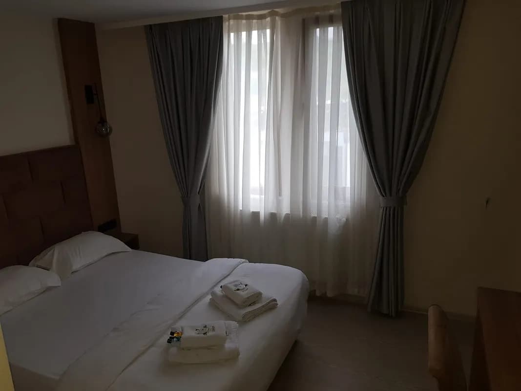 Standart İki Kişilik Oda 1