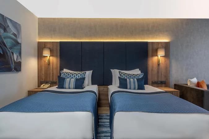 Executive Suite 3