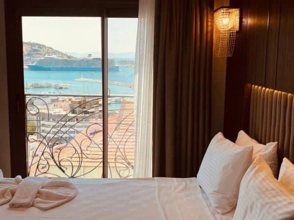 Deluxe Deniz Manzaralı Oda 2