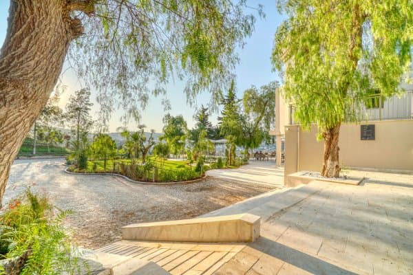 1+1 Residence Bahçe Manzaralı 2