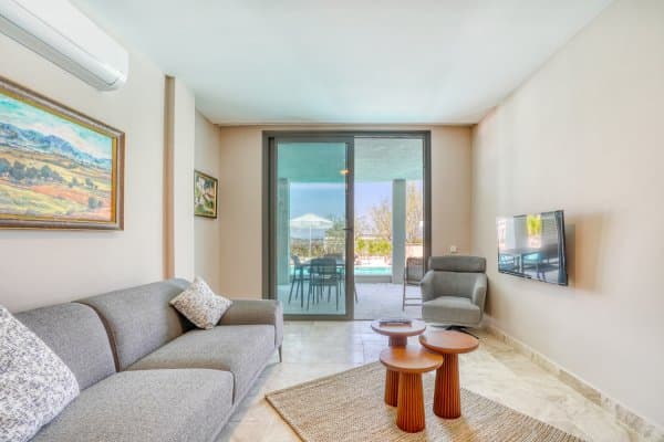 2,5+1 Residence Havuz Manzaralı 2