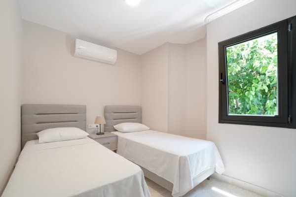 2+1 Residence Bahçe Manzaralı 1