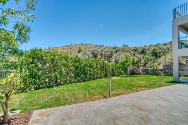 2+1 Residence Bahçe Manzaralı 3