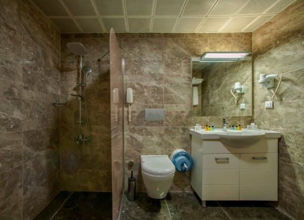 Standart Twin Yataklı Oda 4