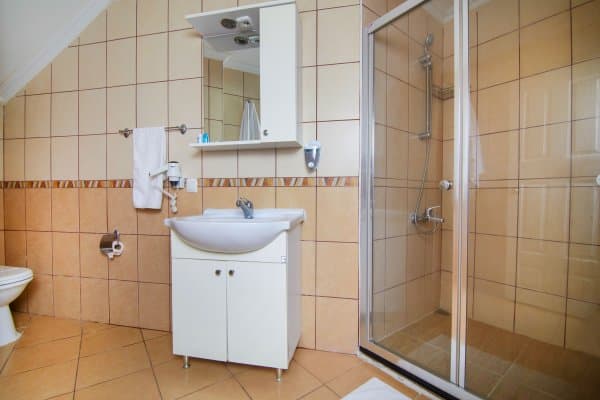 Standart Çift Kişilik Oda 4