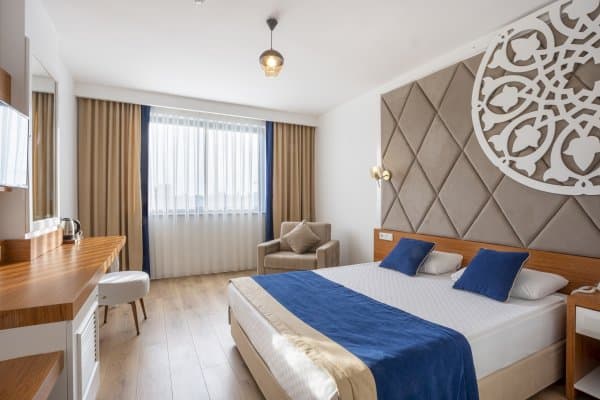 Deluxe Oda French Fransız Balkonlu 1