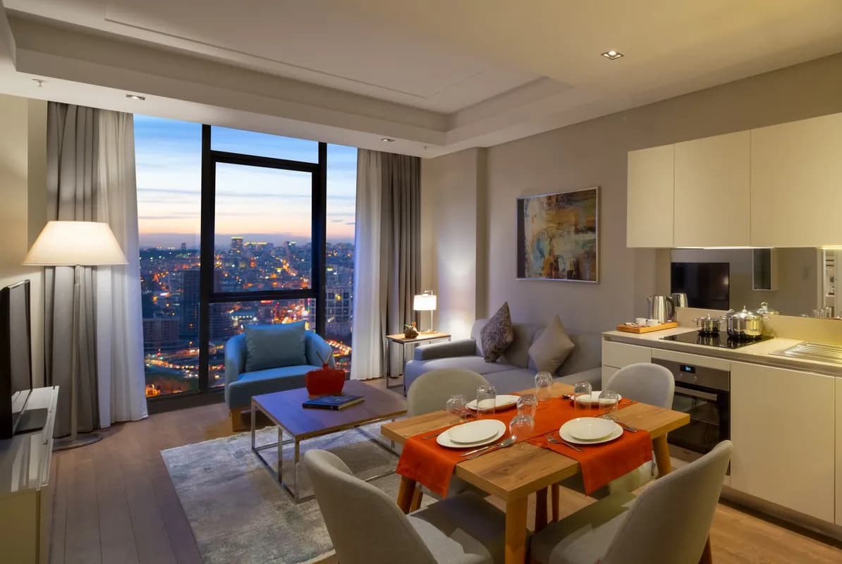 Deluxe One Bedroom 1