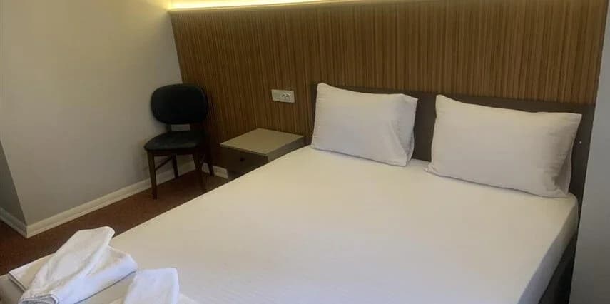 Double Yatak İki Kişilik Oda	 1