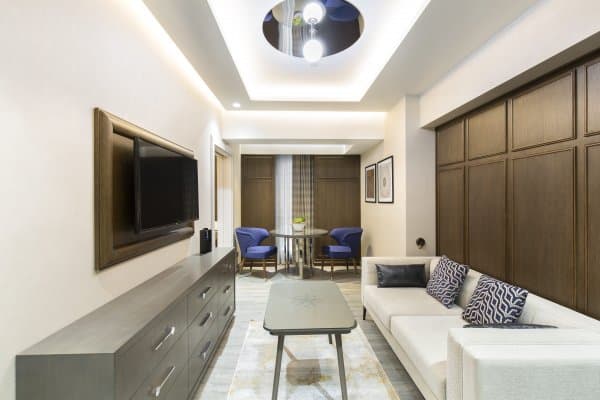 Superior Queen Oda 4