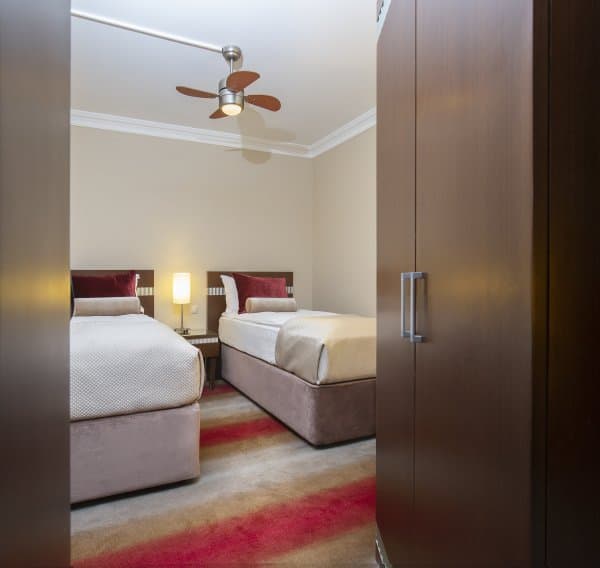 Grand Superior Aile Suit 2