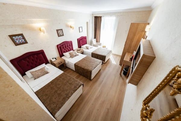 Standart Üç Kişilik Oda 3