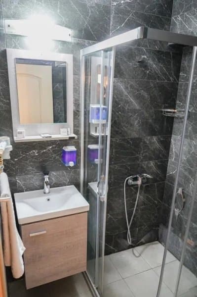 Standart Üç Kişilik Oda 4