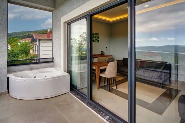 Suite Oda	 3