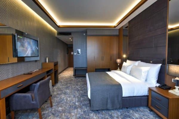 Şehir Manzaralı Superior Oda 2